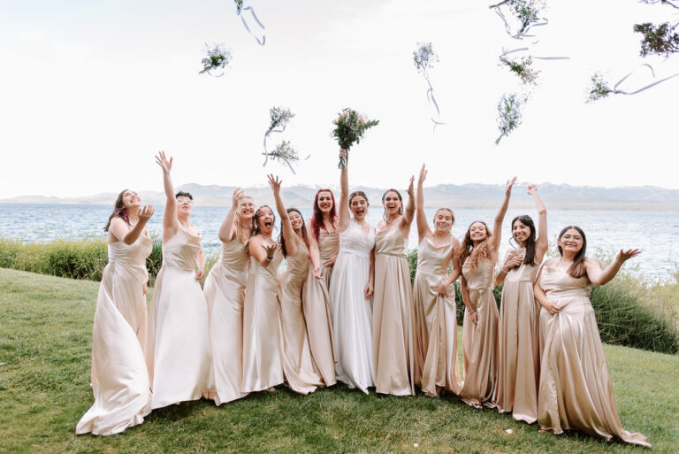 Boda en Bariloche, felicidad con amigas