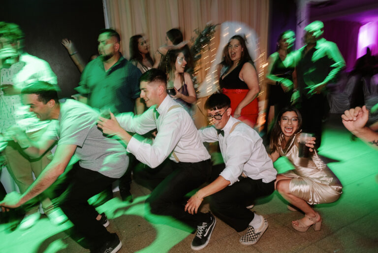 Boda en Bariloche, fiesta